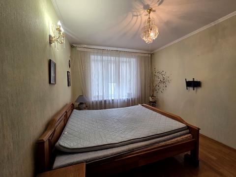 квартира за адресою Гетьмана Кирила Розумовського вул. (Миколи Краснова), 19