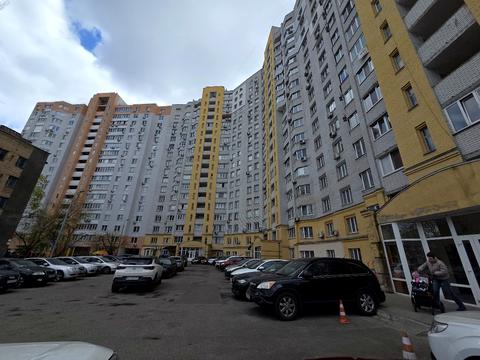 квартира за адресою Гетьмана Кирила Розумовського вул. (Миколи Краснова), 19