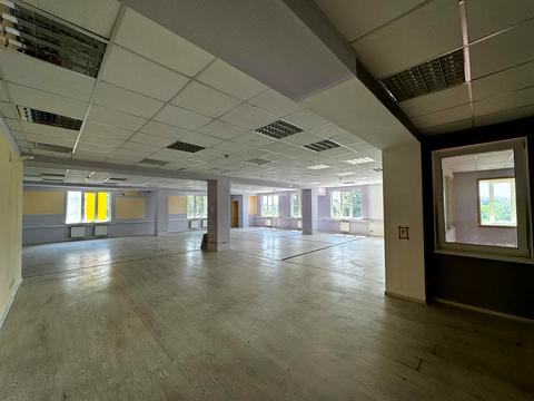 комерційна за адресою Столичне шосе, 100