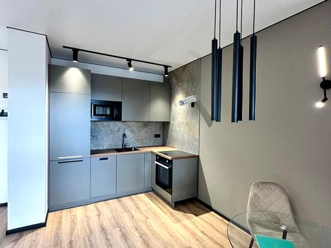 квартира за адресою Петра Дорошенка вул., (А011)