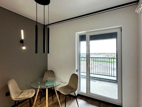 квартира за адресою Петра Дорошенка вул., (А011)