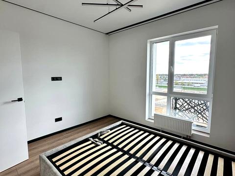 квартира за адресою Петра Дорошенка вул., (А011)