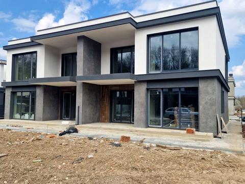 дом по адресу Дзеркальна