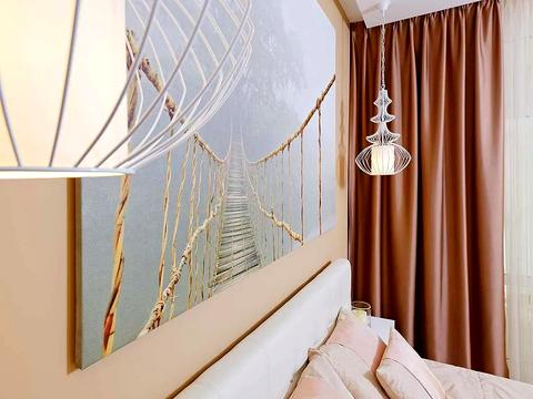 квартира за адресою Андрія Верхогляда вул. (Михайла Драгомирова), 19-А