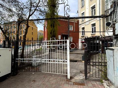 комерційна за адресою Шота Руставелі вул., 15-Б