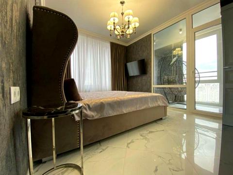 квартира за адресою Дніпровська набережна вул., 20-А