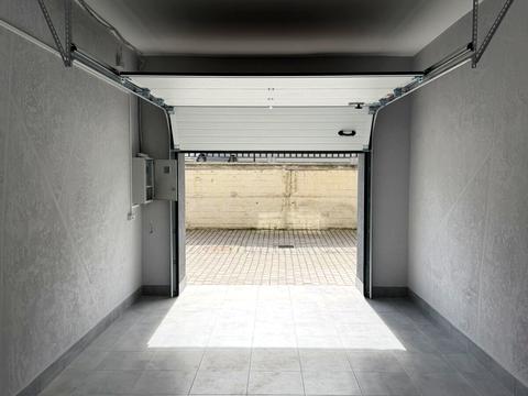 паркоместо по адресу Княгинин ул., (Будинок 8)