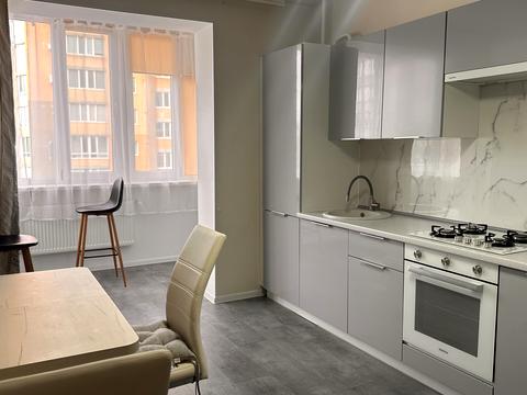 квартира по адресу Князей Кориатовичей ул., 114