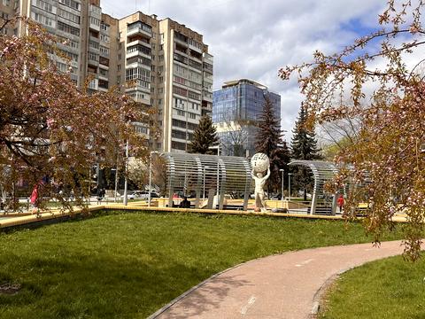 квартира за адресою Космонавтів просп., 49