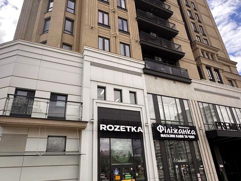 квартира за адресою Космонавтів просп., 49