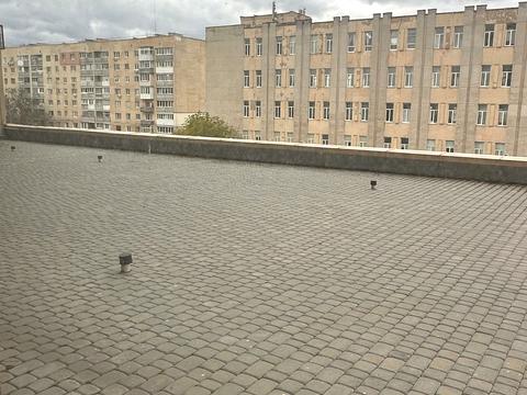 квартира за адресою Космонавтів просп., 49
