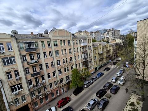 квартира по адресу Малая Житомирская ул., 10