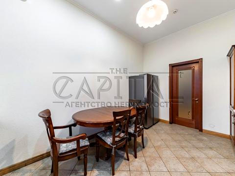 квартира за адресою Шовковична вул., 23