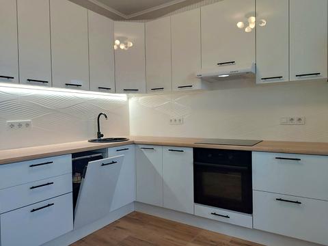 квартира по адресу Семьи Кульженков ул. (Дегтяренко Петра), 21