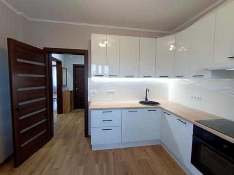 квартира по адресу Семьи Кульженков ул. (Дегтяренко Петра), 21