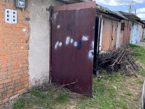 паркомісце за адресою Тернопільська вул., 13/4