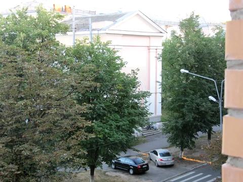 квартира за адресою В'ячеслава Чорновола вул., 2б