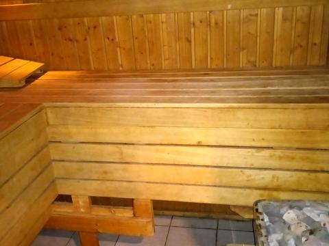 комерційна за адресою Деревлянська вул. (Якіра), 10