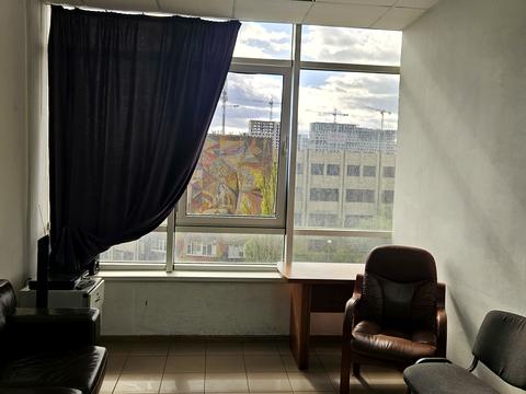 комерційна за адресою Харківське шосе, 19