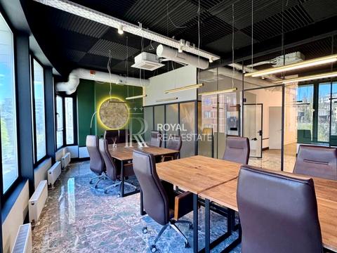 комерційна за адресою Кловський узвіз, 7a