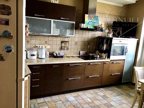 квартира по адресу Печерская ул., 2