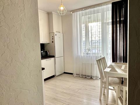 квартира за адресою Драгоманова вул., 2-Б