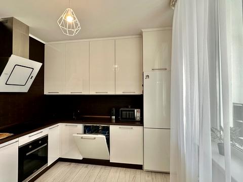 квартира за адресою Драгоманова вул., 2-Б