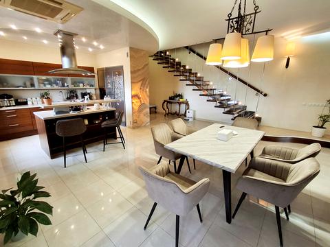 квартира за адресою Назарівська вул. (Вєтрова), 11