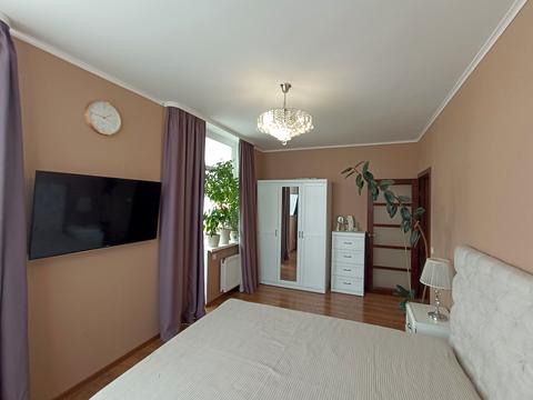 квартира за адресою Сім'ї Кульженків вул. (Петра Дегтяренка), 31-А