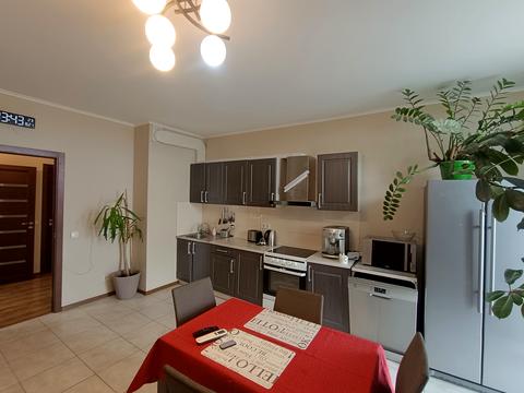 квартира за адресою Сім'ї Кульженків вул. (Петра Дегтяренка), 31-А