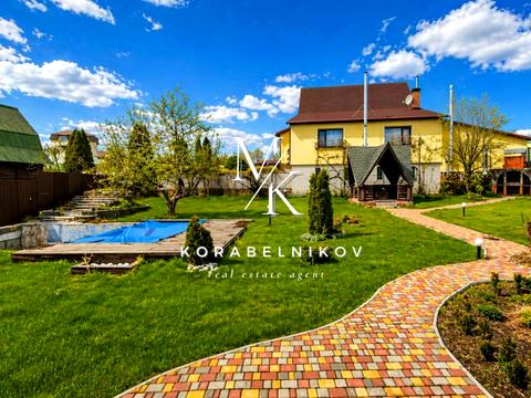 будинок за адресою Миколи Островського вул.