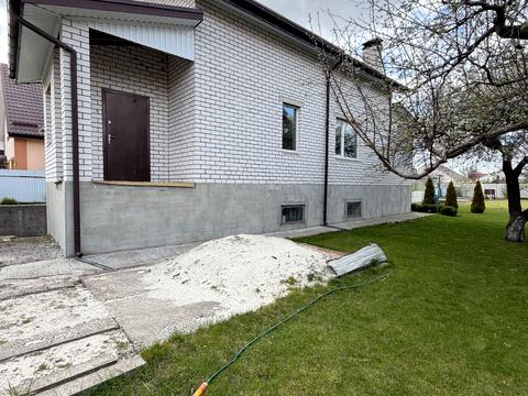 будинок за адресою Лісова вул.