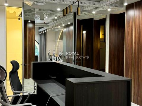 комерційна за адресою Князів Острозьких вул. (Московська), 31/33