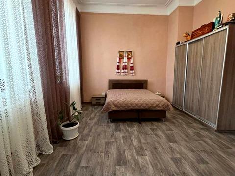 квартира за адресою Михайла Грушевського, 54