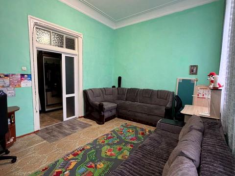 квартира за адресою Михайла Грушевського, 54