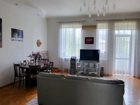 квартира по адресу Куликовский спуск (Революції), 9