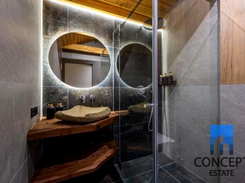 будинок за адресою Новоселів