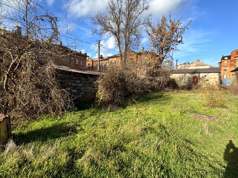 комерційна за адресою Глінки вул., 4б