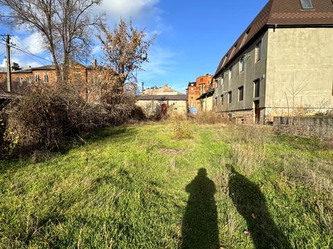 комерційна за адресою Глінки вул., 4б