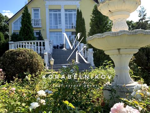 будинок за адресою Лісова вул.