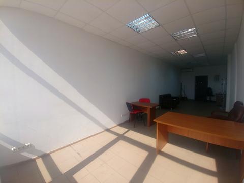 комерційна за адресою Харківське шосе, 19