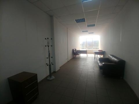 комерційна за адресою Харківське шосе, 19