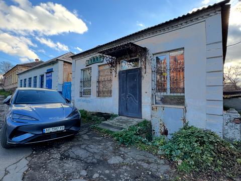 комерційна за адресою Глінки вул., 4б