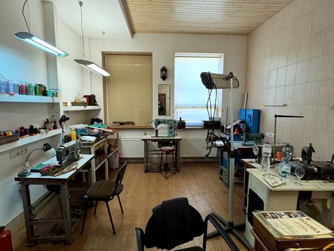 комерційна за адресою Глінки вул., 4б