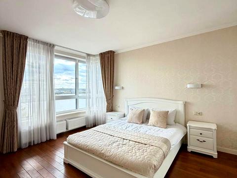 квартира по адресу Миколы Бажана просп., 1-А