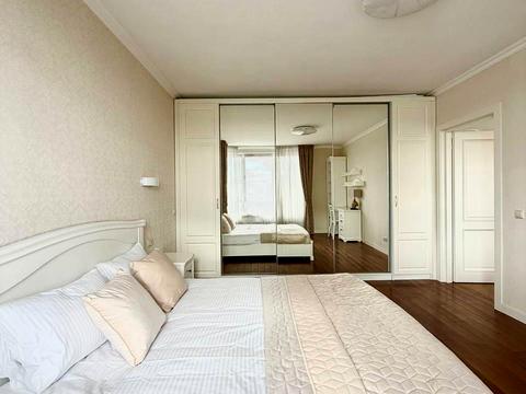 квартира по адресу Миколы Бажана просп., 1-А