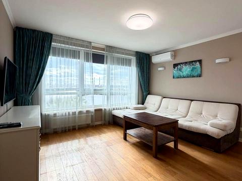 квартира по адресу Миколы Бажана просп., 1-А