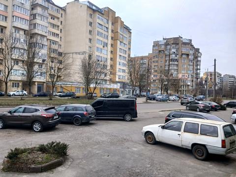 коммерческая по адресу Троллейбусная ул., 15