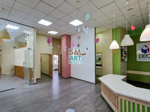 комерційна за адресою Юлії Здановської вул. (Ломоносова), 73-В