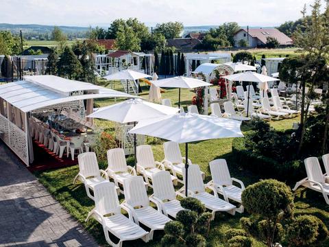 комерційна за адресою Грушевського, 15а